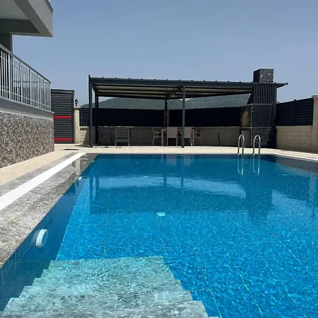 Elite Life With Pool In Dalamanda